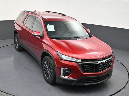 Used 2022 Chevrolet Traverse RS image 19