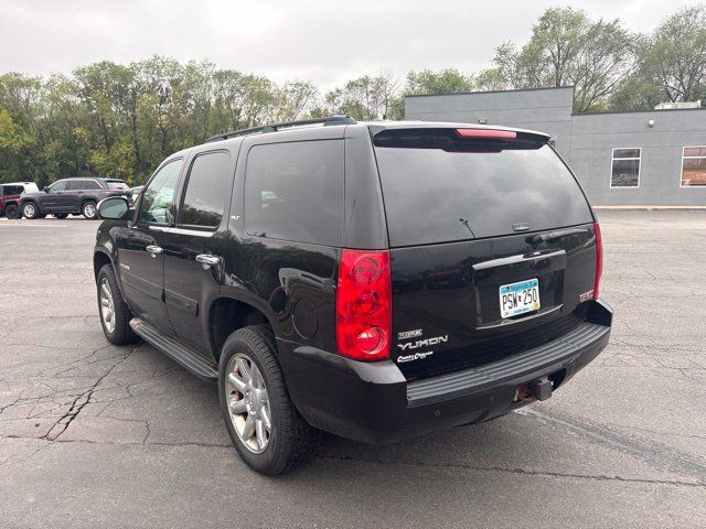Used 2007 GMC Yukon SLT w/ SLT Preferred Equipment Group AWD/4WD image 7