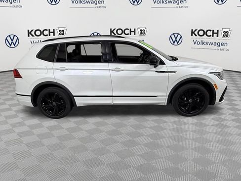 Used 2024 Volkswagen Tiguan SE R-Line AWD/4WD image 9
