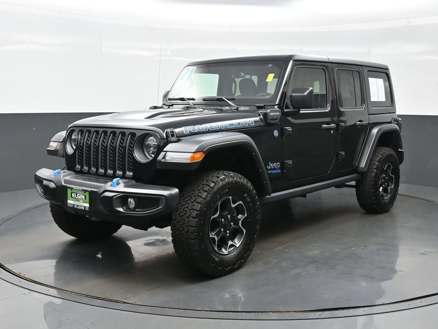 Used 2021 Jeep Wrangler Unlimited Rubicon 4xe w/ Cold Weather Group AWD/4WD image 2