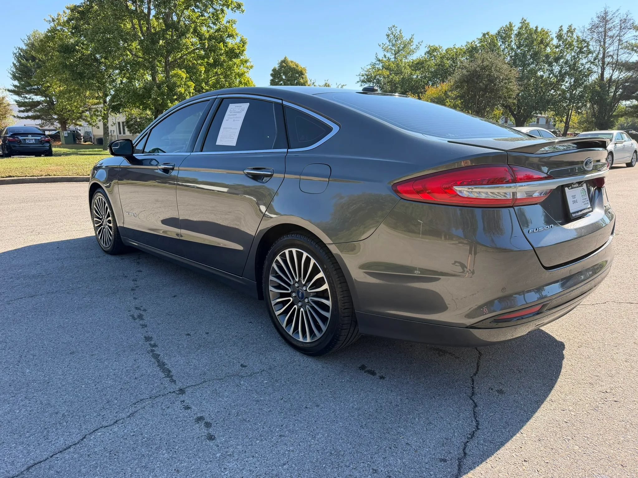 Used 2017 Ford Fusion Titanium FWD image 6