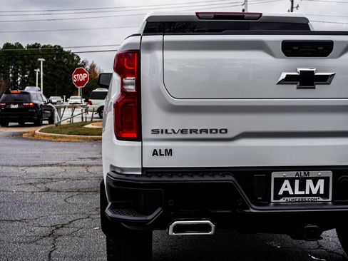 New 2026 Chevrolet Silverado 1500 LT Trail Boss w/ LT Trail Boss Premium Package image 13