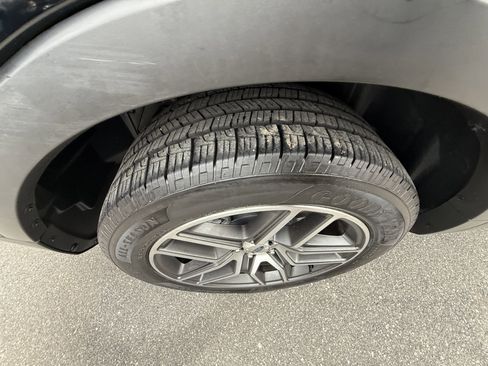 Used 2017 Ford Explorer Sport w/ Equipment Group 401A image 41