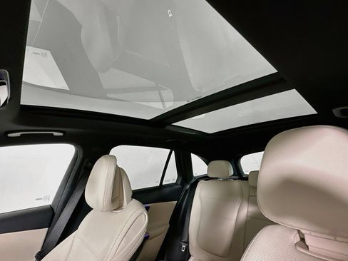 Certified 2026 Mercedes-Benz GLC 300 image 24