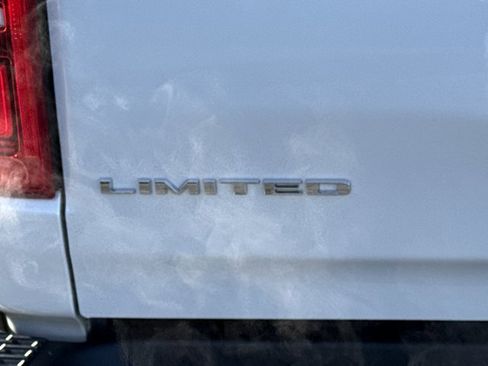 Used 2025 RAM 1500 Limited w/ Off Road Group image 10