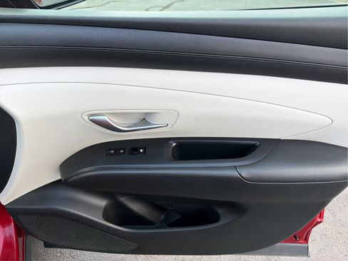 Used 2025 Hyundai Tucson SEL AWD/4WD image 21