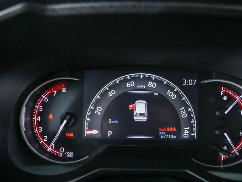Used 2023 Toyota RAV4 LE AWD/4WD image 15
