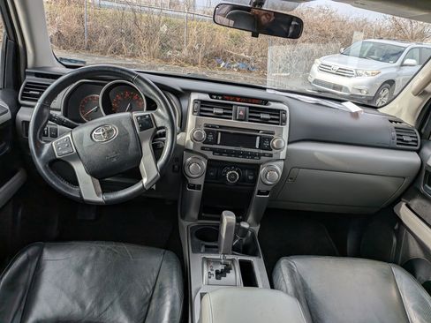Used 2011 Toyota 4Runner SR5 image 16