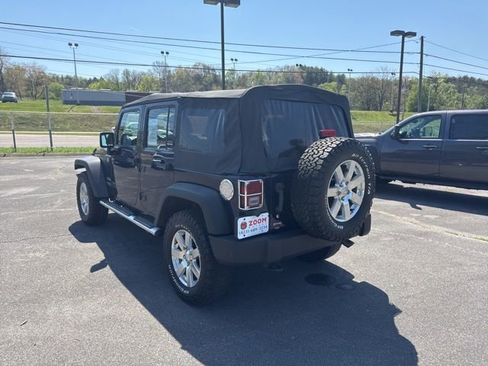 Used 2013 Jeep Wrangler Unlimited Sport w/ Mopar Chrome Edition Group image 6