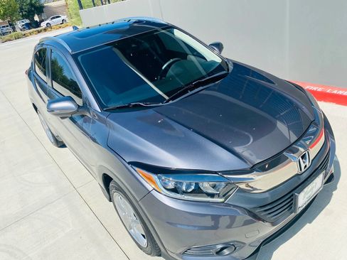 Used 2019 Honda HR-V EX image 15