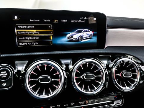 Used 2022 Mercedes-Benz CLA 35 AMG 4MATIC image 21