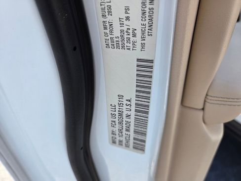 Used 2021 Jeep Grand Cherokee L Limited RWD image 18