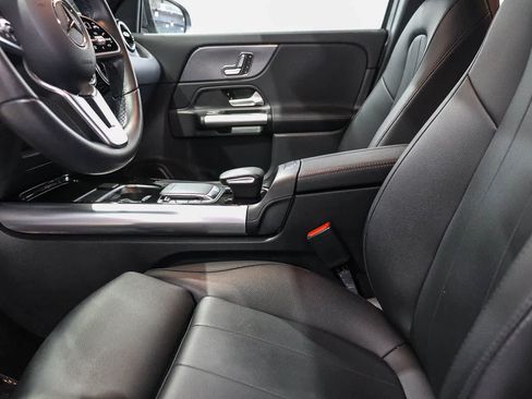 Certified 2023 Mercedes-Benz GLA 250 image 17