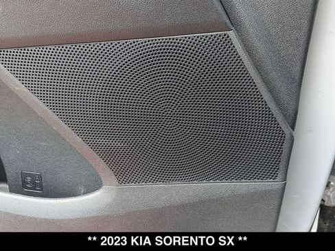 Used 2023 Kia Sorento SX AWD/4WD image 24
