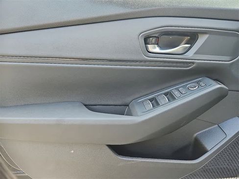 New 2025 Honda Accord SE image 10