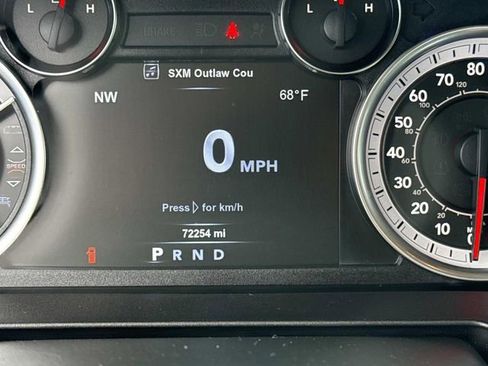 Used 2018 RAM 1500 SLT AWD/4WD image 17