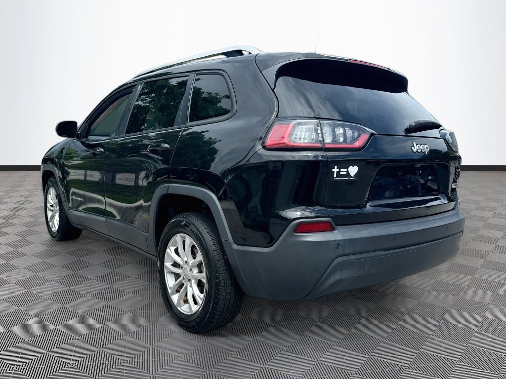 Used 2020 Jeep Cherokee Latitude FWD image 8