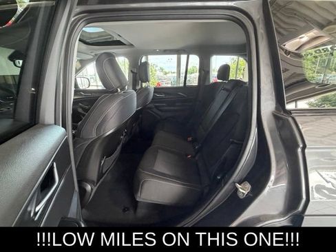 Used 2023 Jeep Grand Cherokee Laredo w/ Trailer Tow Prep Group (B) AWD/4WD image 23