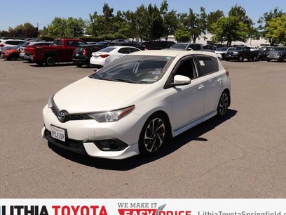 Used 2018 Toyota Corolla iM w/ Carpet Mat Package (TMS)