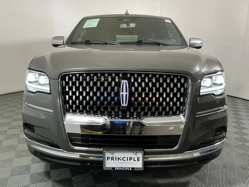 Used 2024 Lincoln Navigator L Black Label AWD/4WD image 3