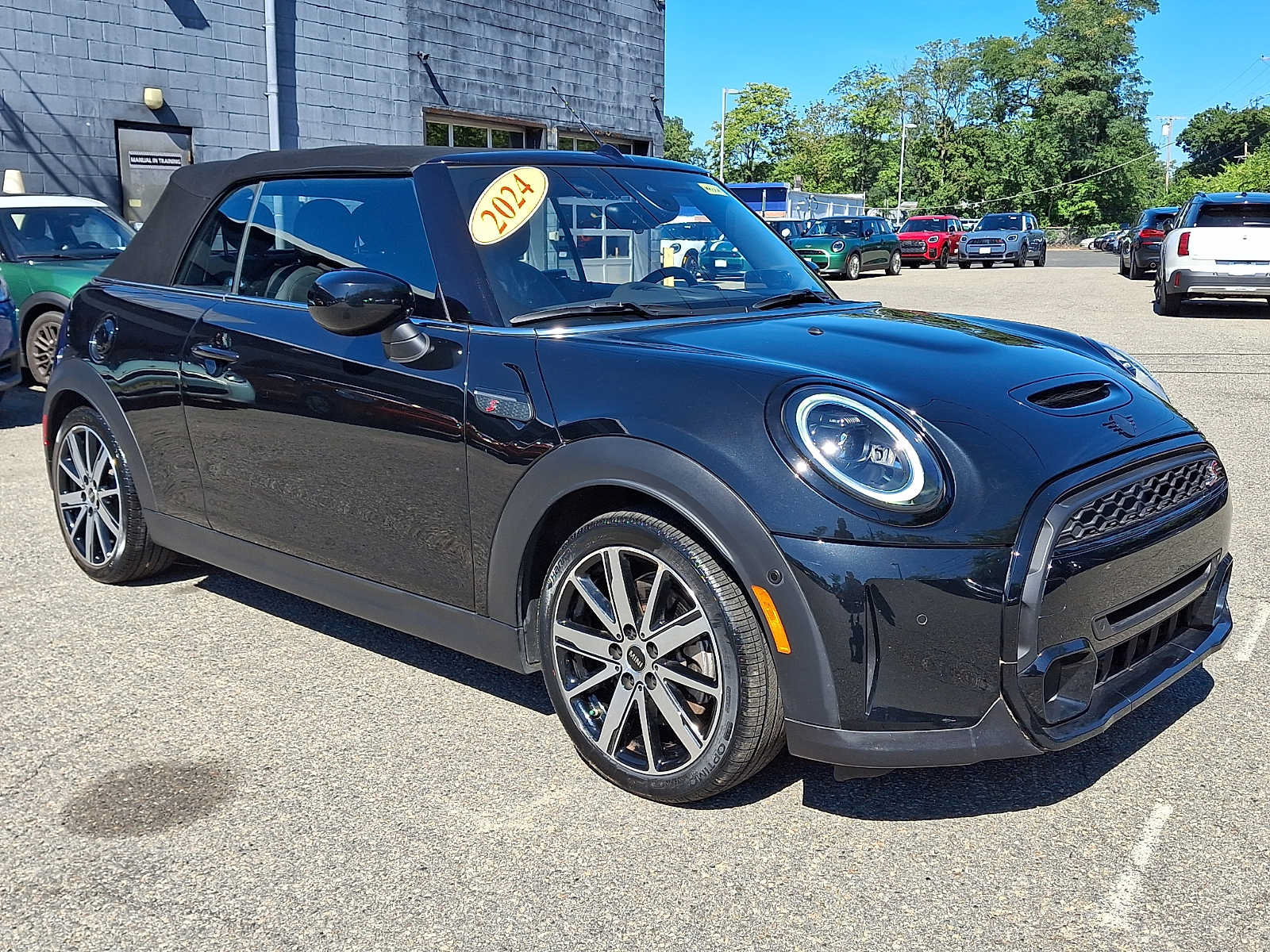 Used 2024 MINI Cooper S FWD image 30