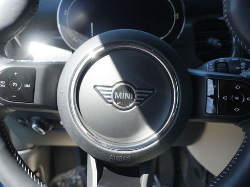 Used 2023 MINI Cooper SE FWD image 13