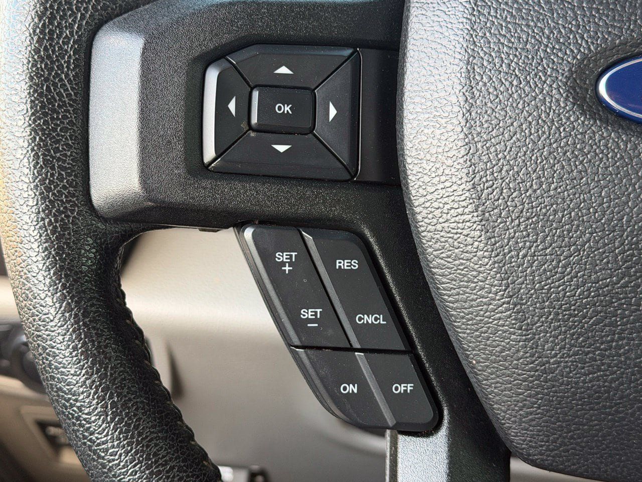 Used 2015 Ford F150 XLT w/ Equipment Group 301A Mid RWD image 14