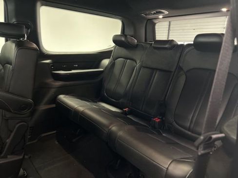 Used 2023 Jeep Wagoneer Series III w/ Preferred Equipment Group image 22