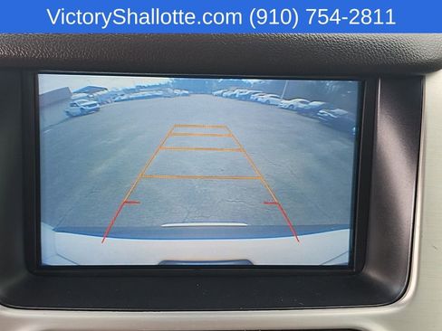 Used 2017 GMC Yukon XL SLE w/ SLE Value Package image 6