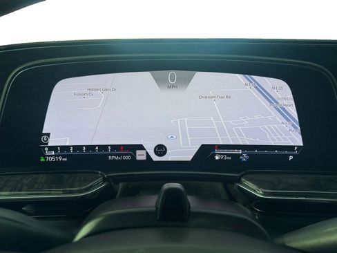 Used 2022 Cadillac Escalade Premium Luxury w/ Performance Package image 25