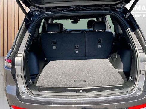 New 2026 Jeep Grand Cherokee Limited image 25