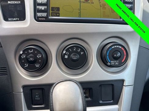 Used 2010 Toyota Matrix S AWD/4WD image 36