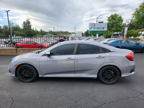 Used 2016 Honda Civic EX-L image 2