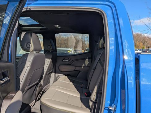 New 2026 Chevrolet Colorado ZR2 image 10