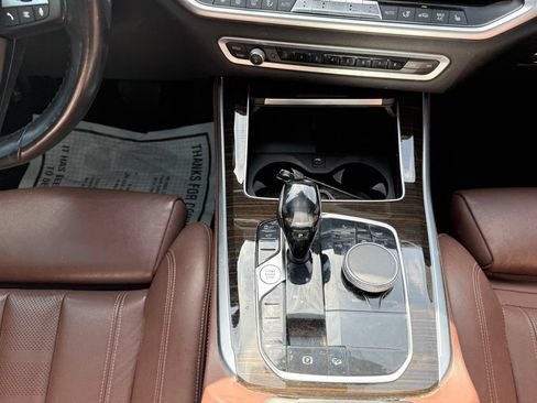 Used 2019 BMW X5 xDrive40i AWD/4WD image 17