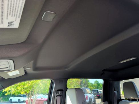 Used 2023 GMC Sierra 1500 SLE AWD/4WD image 27