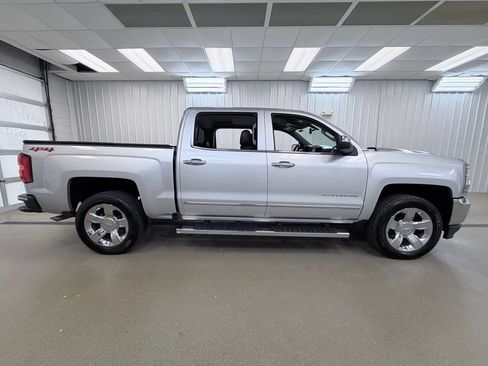 Used 2018 Chevrolet Silverado 1500 LTZ w/ Sport Package AWD/4WD image 5