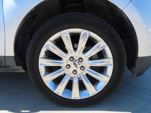 Used 2013 Lincoln MKX FWD image 11