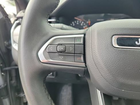 Used 2024 Jeep Compass Limited AWD/4WD image 17