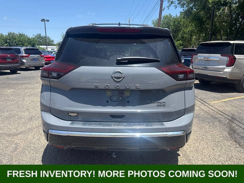 Used 2025 Nissan Rogue Platinum w/ Platinum Premium Package AWD/4WD image 3