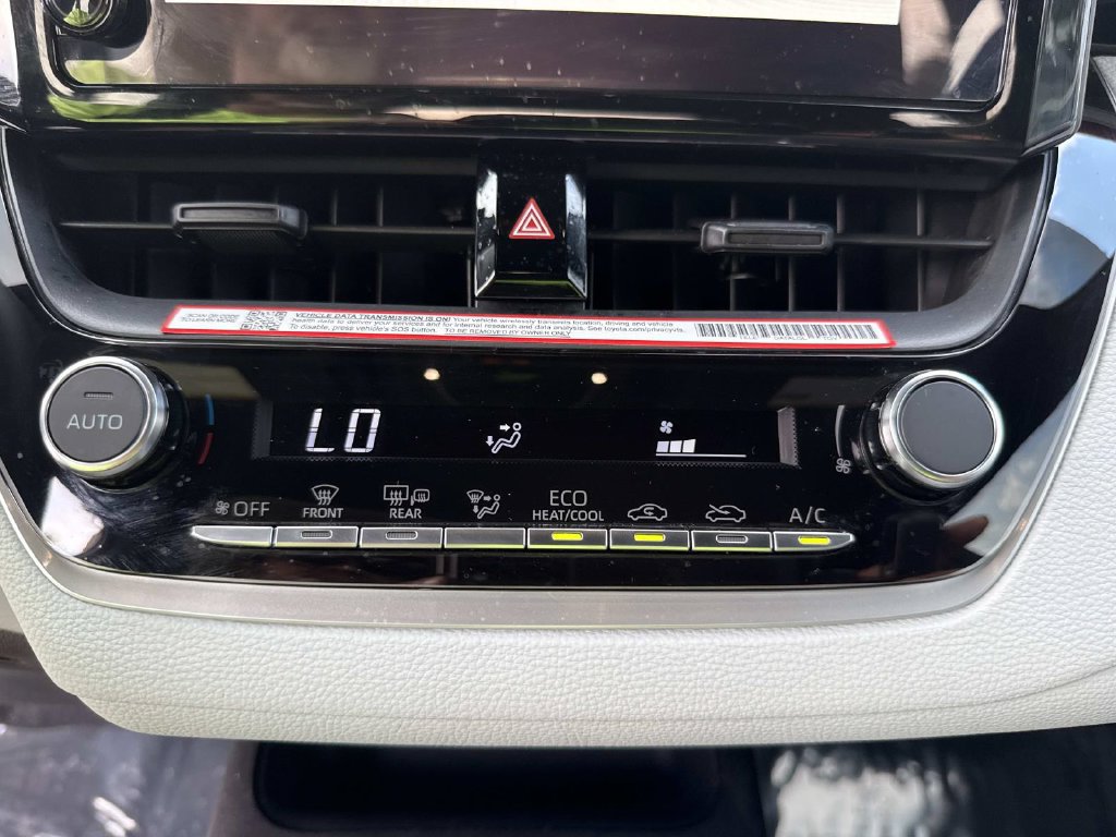 Used 2026 Toyota Corolla SE FWD image 28