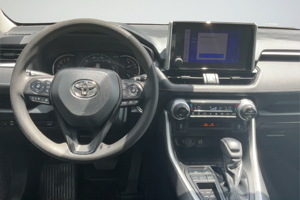 Used 2023 Toyota RAV4 XLE w/ Convenience Package FWD image 12