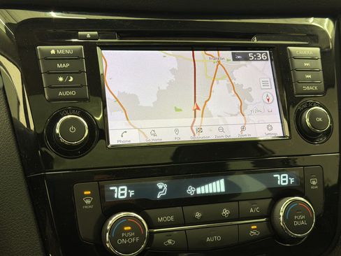 Used 2020 Nissan Rogue SL w/ Premium Package FWD image 18