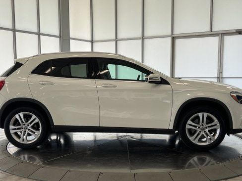 Used 2018 Mercedes-Benz GLA 250 4MATIC image 8