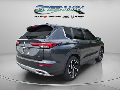 Used 2024 Mitsubishi Outlander SE