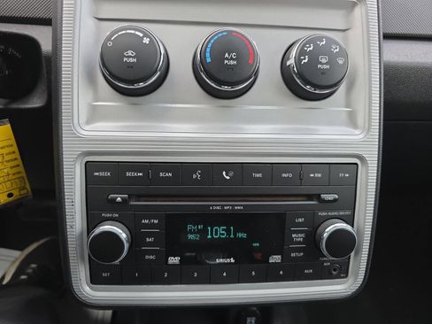 Used 2010 Dodge Journey SE w/ Popular Equipment Group image 14
