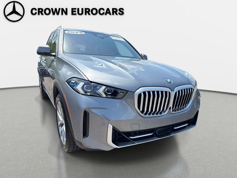 Used 2025 BMW X5 xDrive40i w/ Premium Package AWD/4WD image 8
