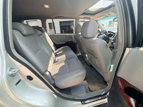 Used 2006 Toyota Highlander Limited AWD/4WD image 59