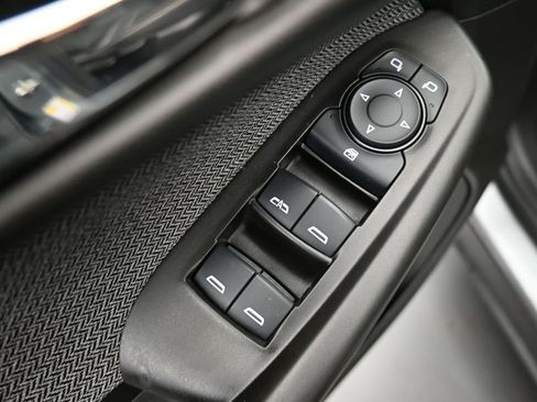 Used 2025 Chevrolet TrailBlazer LS w/ LS Convenience Package AWD/4WD image 13