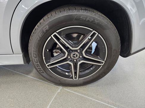 Used 2025 Mercedes-Benz GLE 450 4MATIC image 10